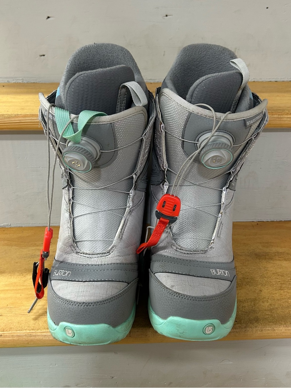 Burton Starstruck Boa Women's Snowboard Boots, Size 7